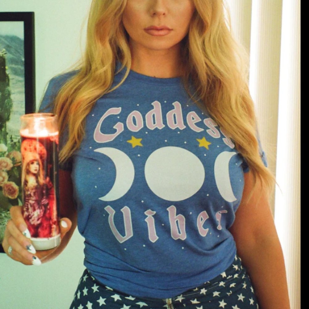 Kaeraz Goddess Vibes Celestial T-Shirt Small - Picture 3 of 6